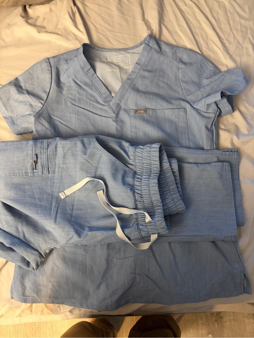 Figs Women's Short Sleeve Scrub Set in Light Blue